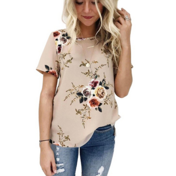 🍒 FLORAL Chiffon Top 👚 - Picture 2 of 9